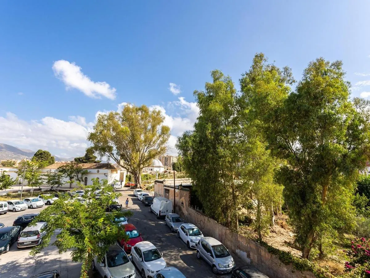 Holidays2Malaga Capuchino French Balcony & Smarttv Apartment Malaga
